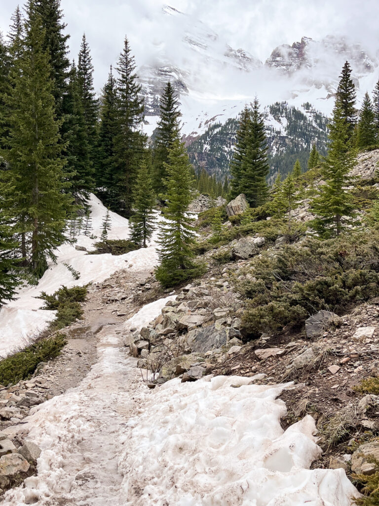 Maroon Bells -crater lake trail