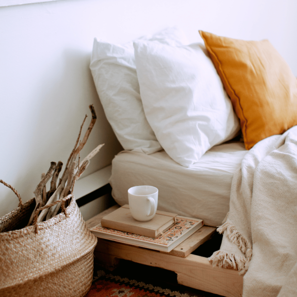 9 Super Easy Ways To Make Your Bed Look Luxurious