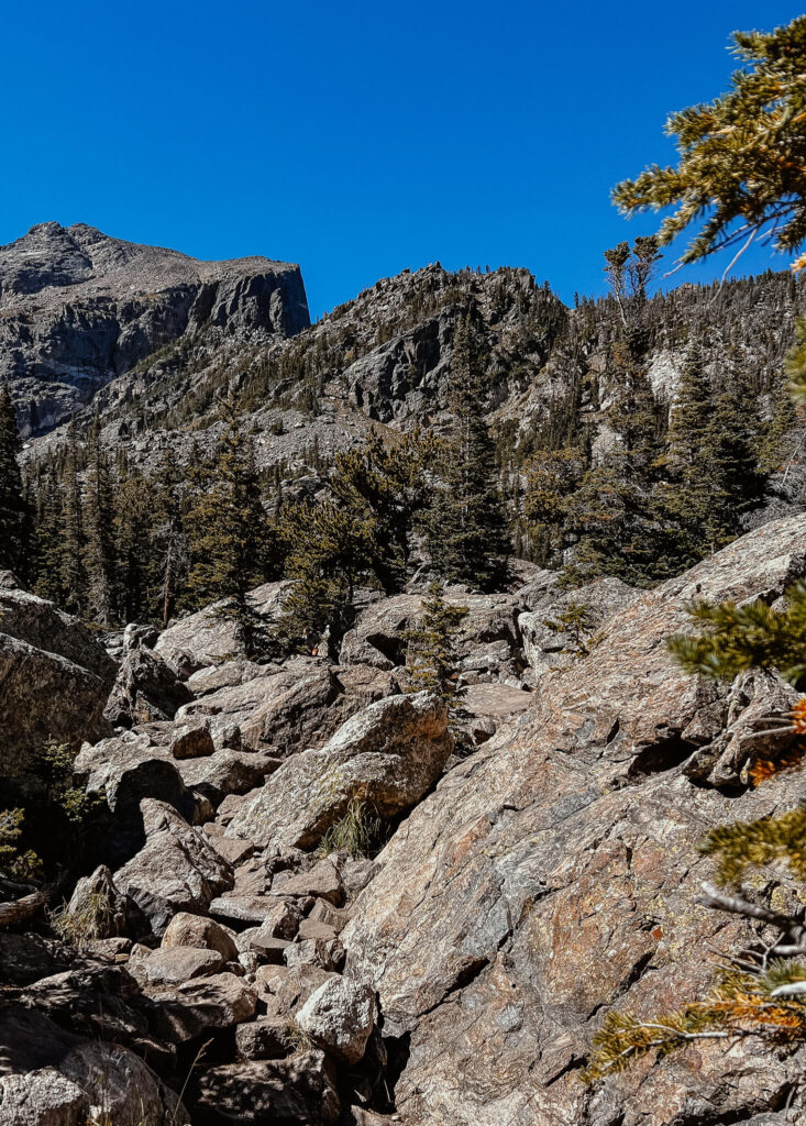 Lake Haiyaha boulder field 